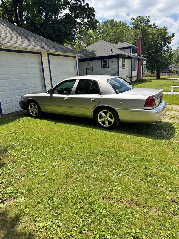 2004 Mercury Marauder - Sedan 4D