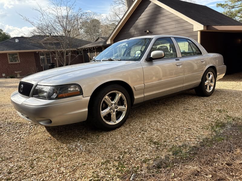 2004 Mercury Marauder Sedan 4D