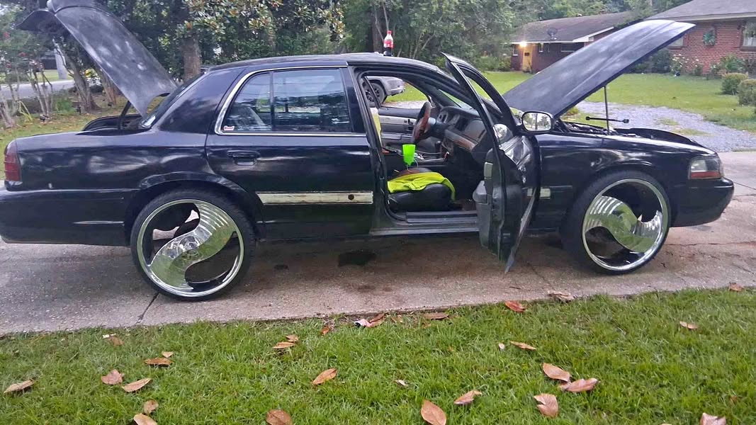 2004 Mercury Marauder - Sedan 4D