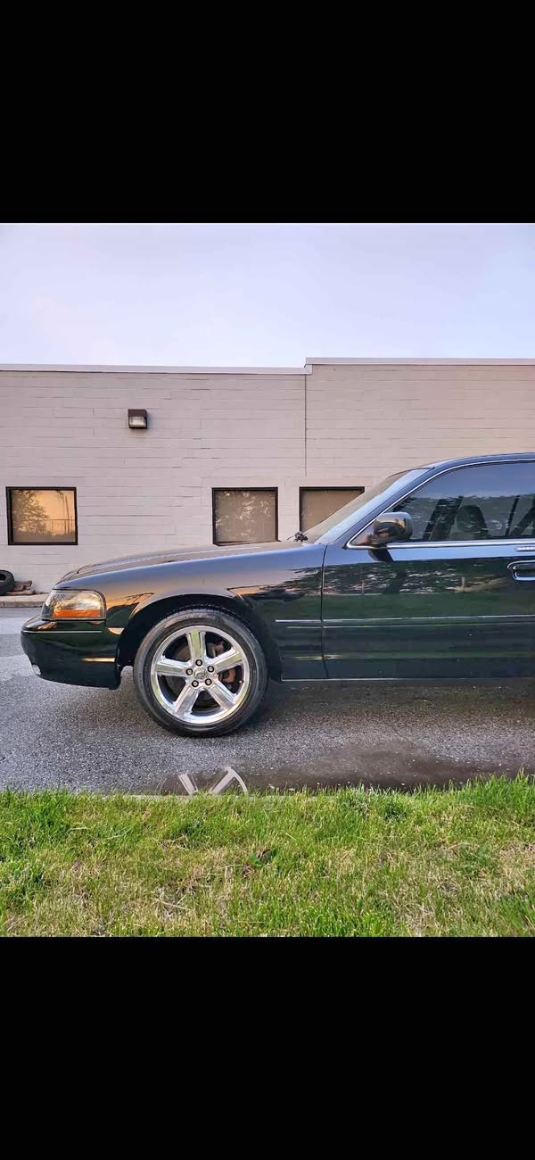 2004 Mercury Marauder - Sedan 4D