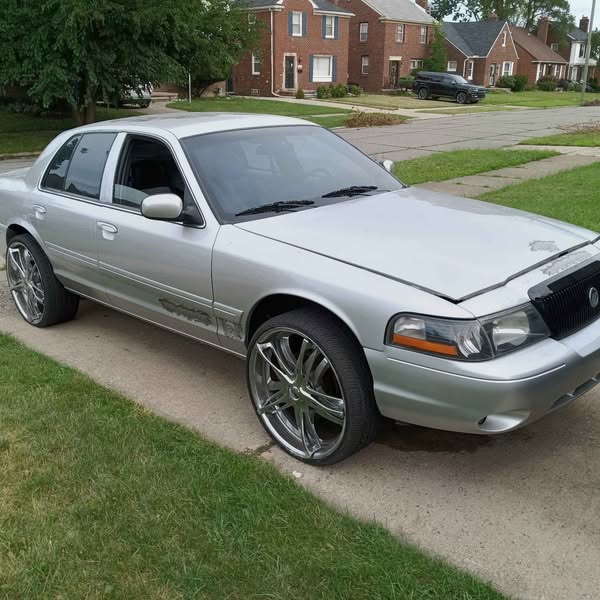 2003 Mercury Marauder - Sedan 4D