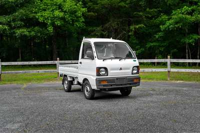1993 Mitsubishi minicab