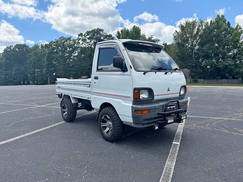 1995 Mitsubishi Minicab