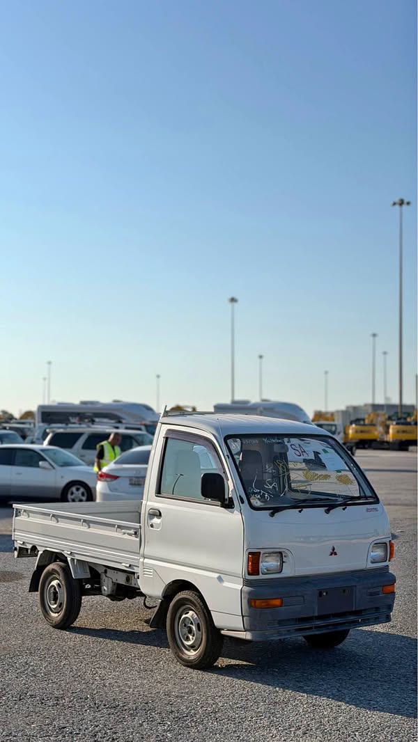 1995 Mitsubishi Minicab  - 4wd automatic