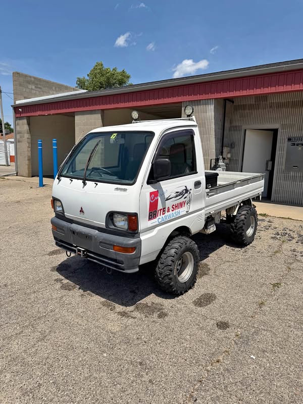 1998 Mitsubishi Minicab