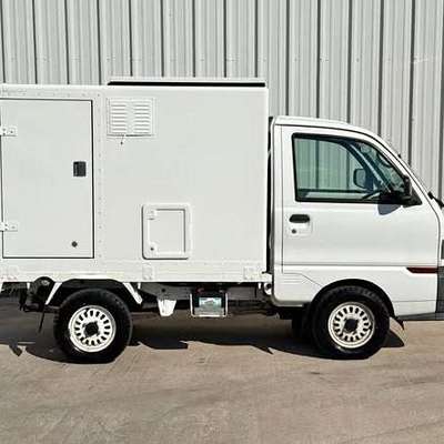 1999 Mitsubishi right hand drive Minicab 4x4 Relief Truck