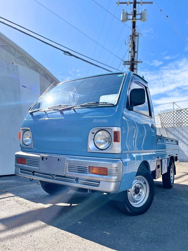 1991 Mitsubishi minicab