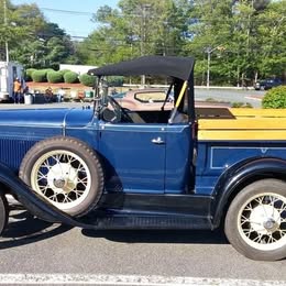 1931 Ford Model A Roadster Pickup
