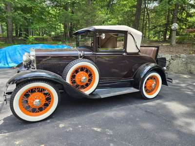 1931 Ford Model A Sport Coupe Landau Soft top
