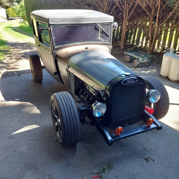 1929 Ford model a hot rod