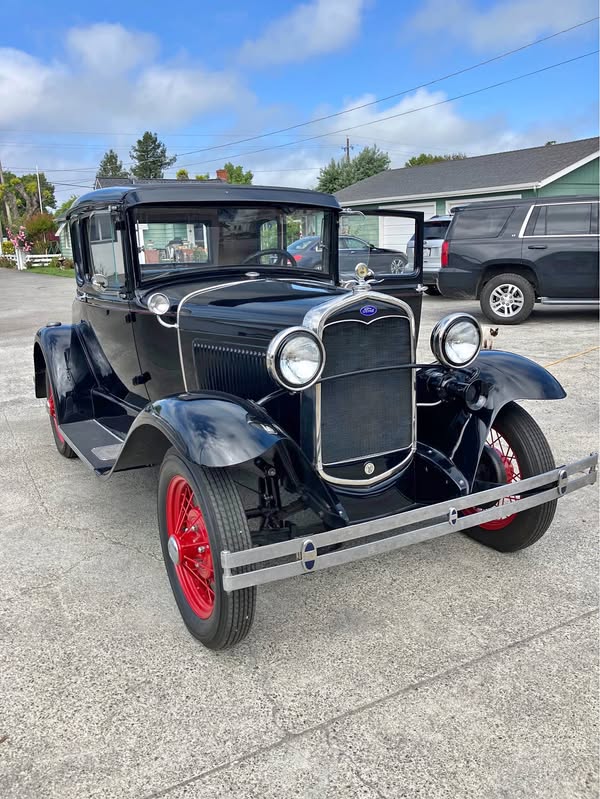 1931 Ford model a including cargo trailer