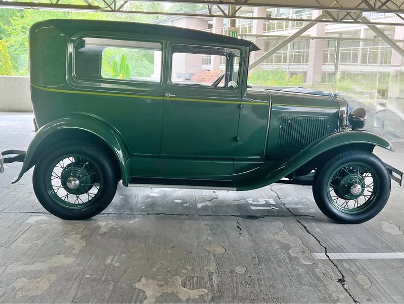 1930 Ford Model A Tudor