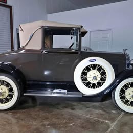 1928 Ford model a sport coupe
