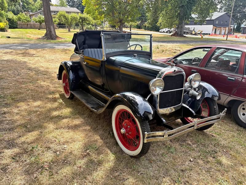 1929 Ford Model A - Roadster