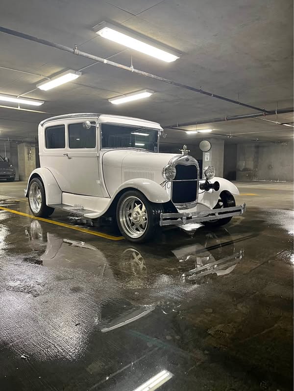 1928 Ford Model A - Model A