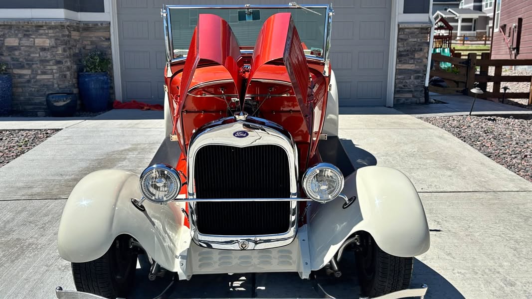 1929 Ford Model A Pickup (Soft-top)