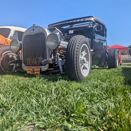 1930 Ford Model A - Tudor\/Sedan