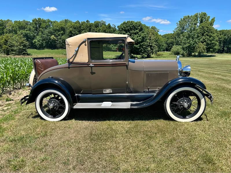 1929 Ford model a sport coupe