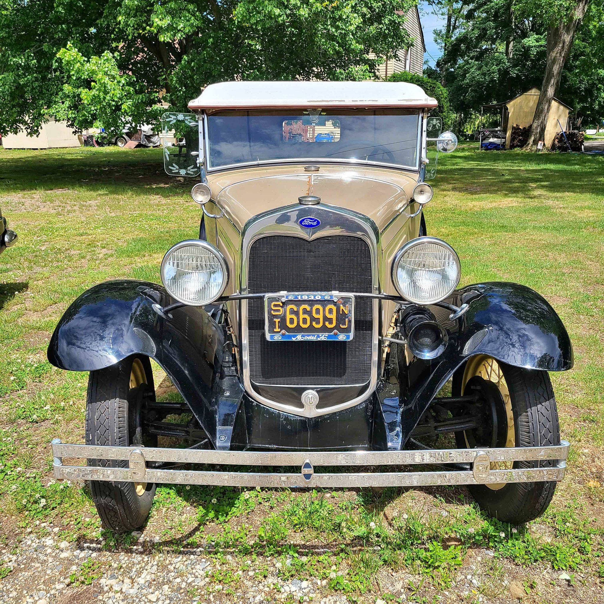 1930 Ford Model A  - Roadster