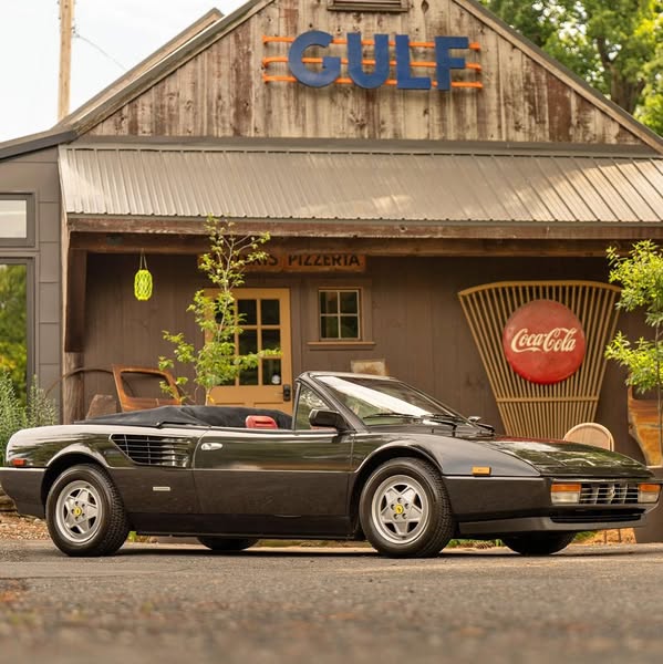 1986 Ferrari Mondial 3.2