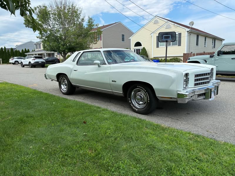 1976 Chevrolet Monte Carlo