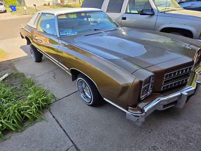 1976 Chevrolet Monte Carlo - Monte Carlo