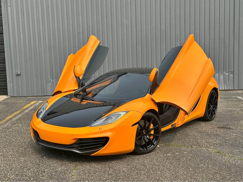 2012 Mclaren MP4-12C - Coupe 2D