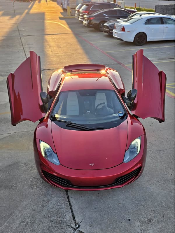 2012 Mclaren MP4-12C