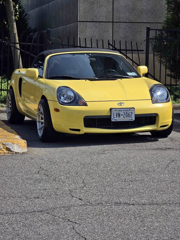 2002 Toyota MR2 - Spyder Convertible 2D