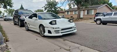 1997 Toyota MR2 - Dos puertas