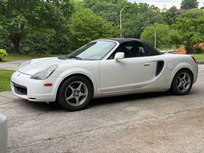 2000 Toyota MR2 Spyder Convertible 2D