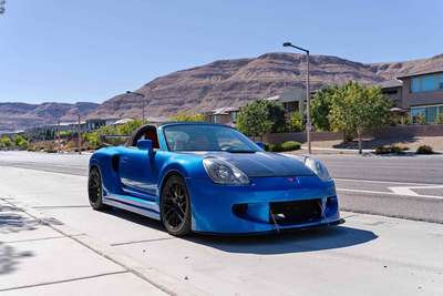 2001 Toyota MR2 Spyder Convertible 2D