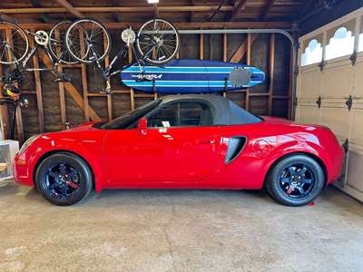 2000 Toyota MR2 - Spyder Convertible 2D