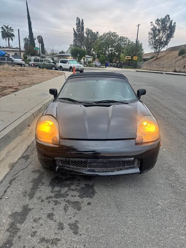 2002 Toyota MR2 - Spyder