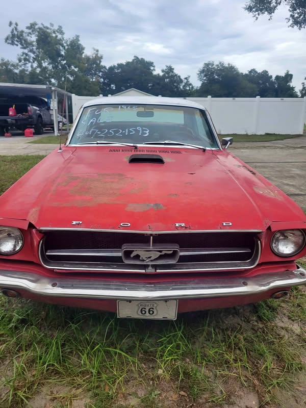 1965 Ford Mustang - Coupe 2D