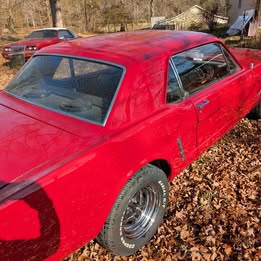 1965 Ford Mustang - Coupe 2D