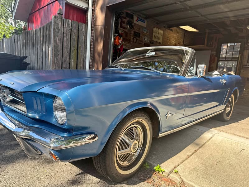 1965 Ford Mustang - Convertible 2D