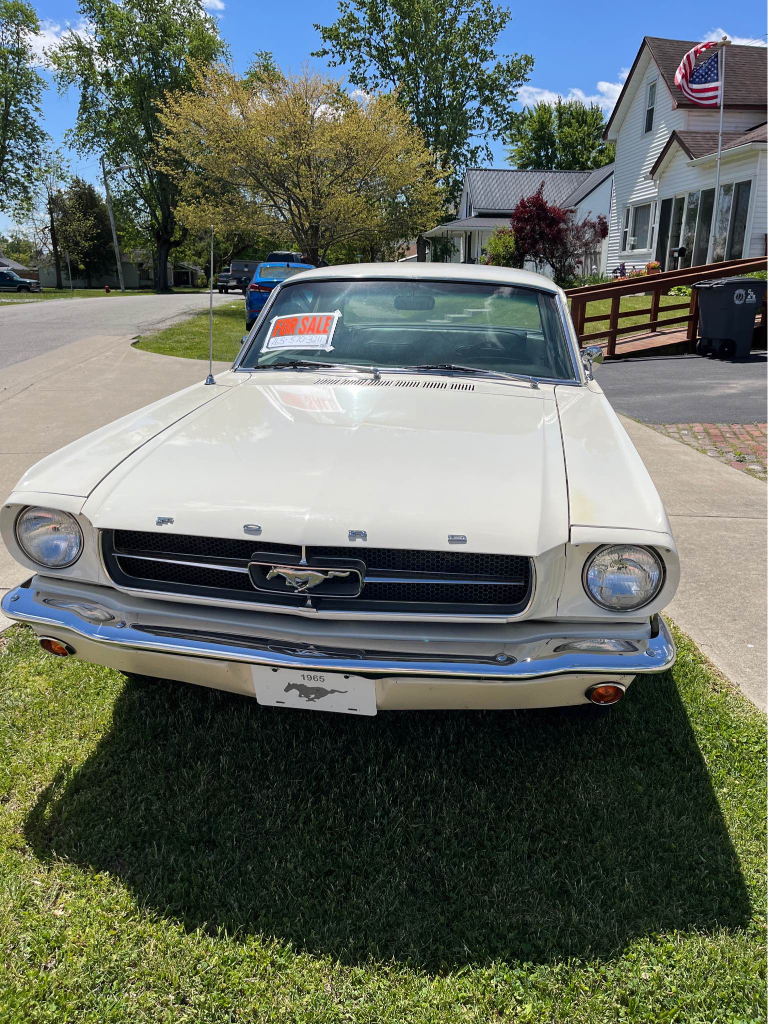 1965 Ford Mustang - Coupe 2D