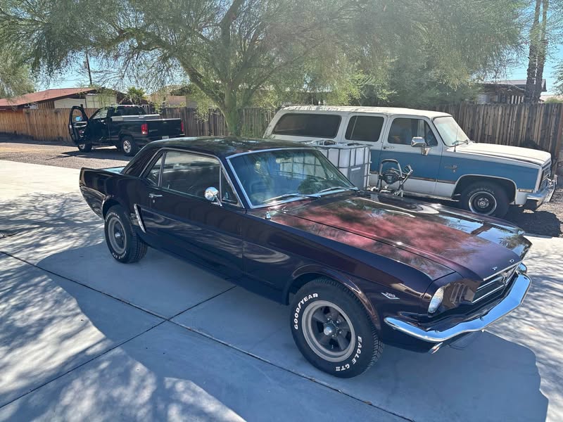 1965 Ford Mustang - Coupe 2D