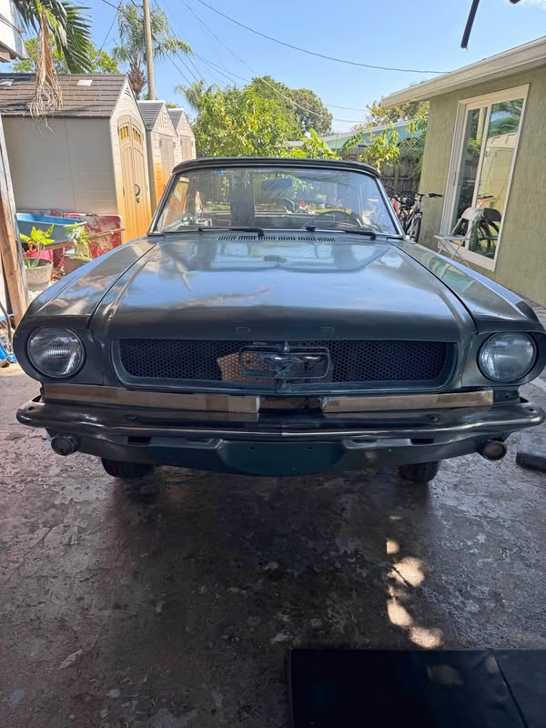 1965 Ford Mustang - Convertible 2D