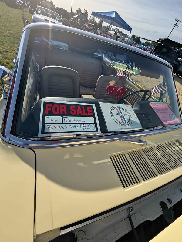 1965 Ford Mustang - Convertible 2D