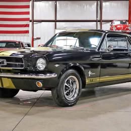 1965 Ford Mustang - Coupe 2D