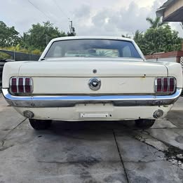 1965 Ford mustang gt deluxe