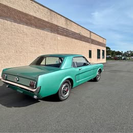 1965 Ford Mustang - Coupe 2D