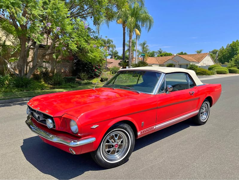 1965 Ford Mustang - GT Convertible 2D
