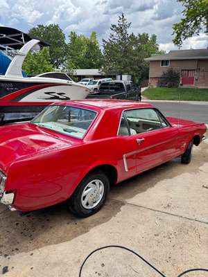 1965 Ford Mustang - Coupe 2D