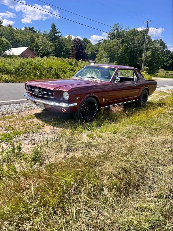 1965 Ford Mustang - Coupe 2D