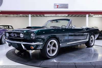 1965 Ford Mustang Restomod