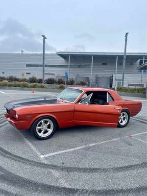 1965 Ford Mustang - Coupe 2D