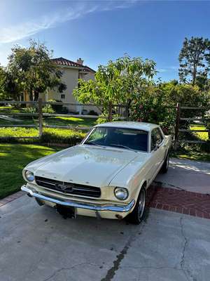 1965 Ford Mustang - Coupe 2D